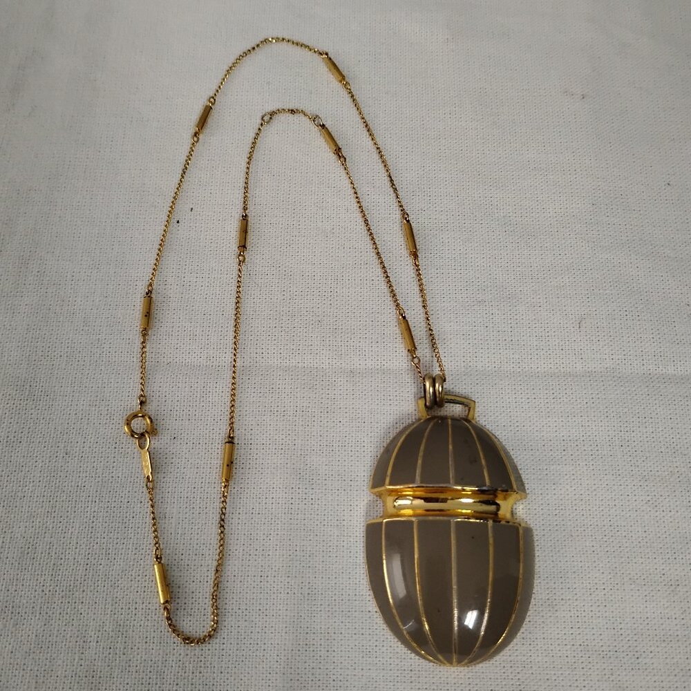 ❤️LANVIN PARIS Gray Enamel XL Egg Pendant and Gold Necklace